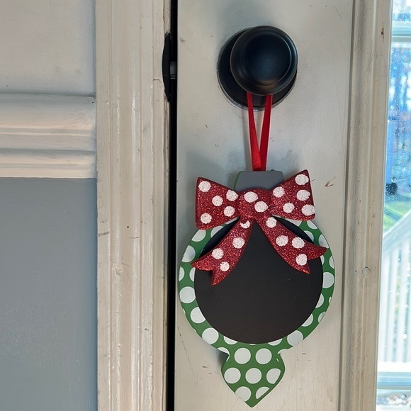 VINTAGE TIN AND WOOD ORNAMENT FOR DOOR - CHALK BOARD - Picture 1 of 6